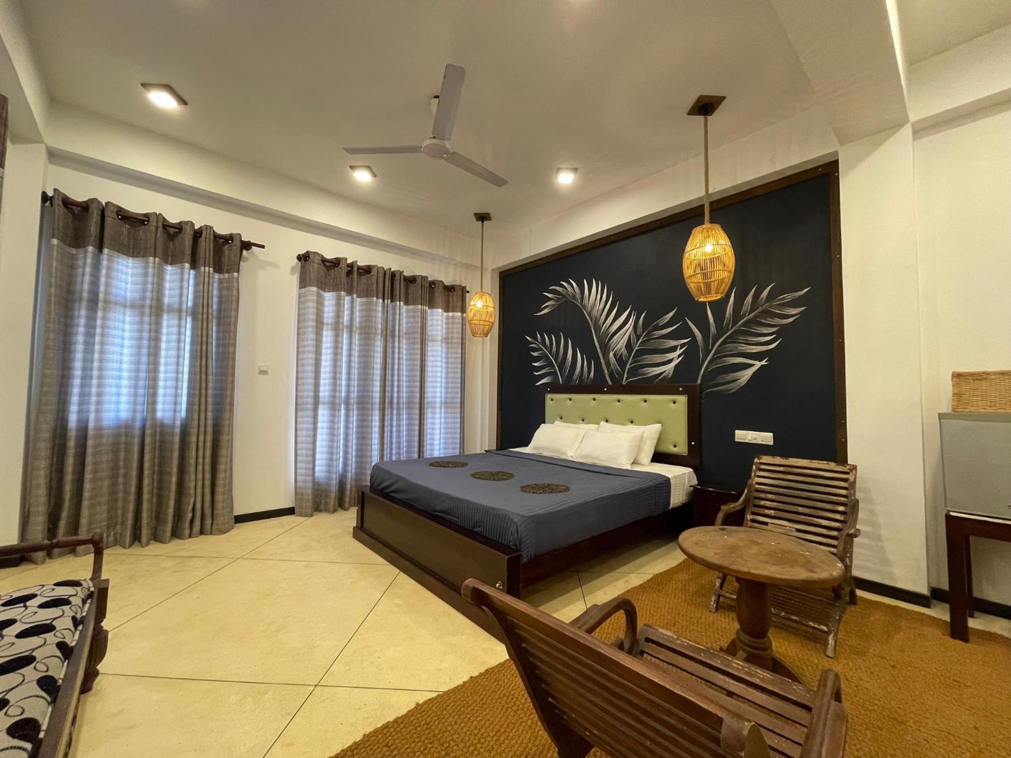 Crystal Oceanic Hotell Ahangama Exteriör bild