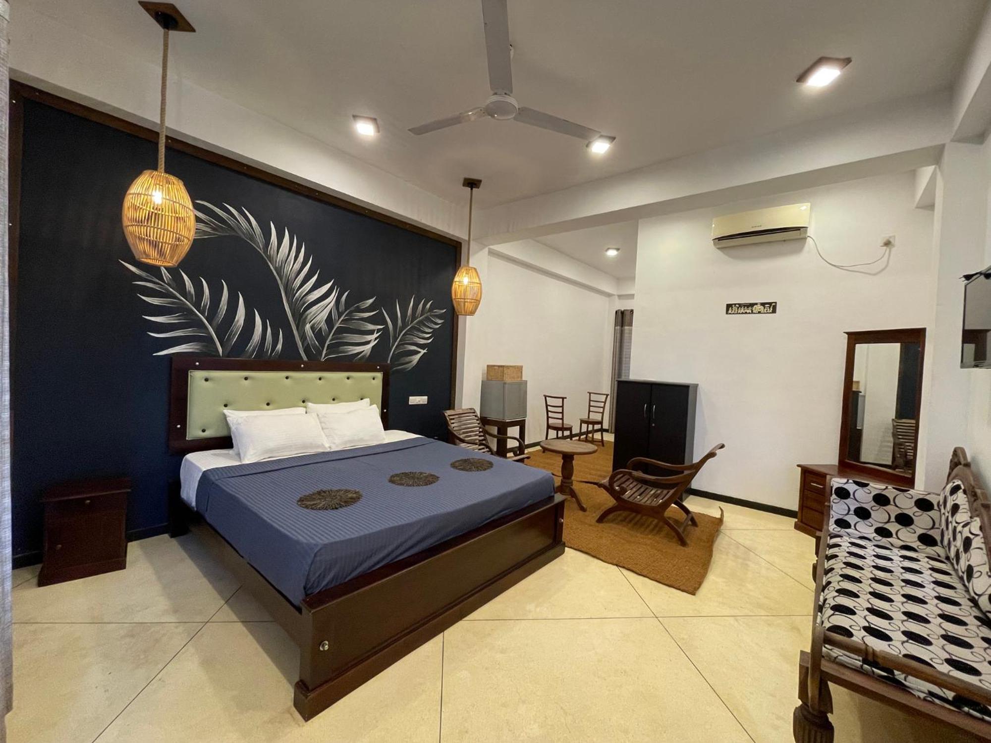 Crystal Oceanic Hotell Ahangama Exteriör bild